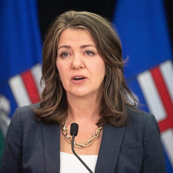 Alberta tables gatekeeper bill on federal funding, cites housing money as last straw